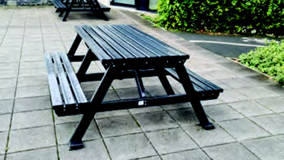 PICNIC BENCH NGP PLASTIC NO CANOPY PICNIC BENCH NGP PLASTIC NO CANOPY